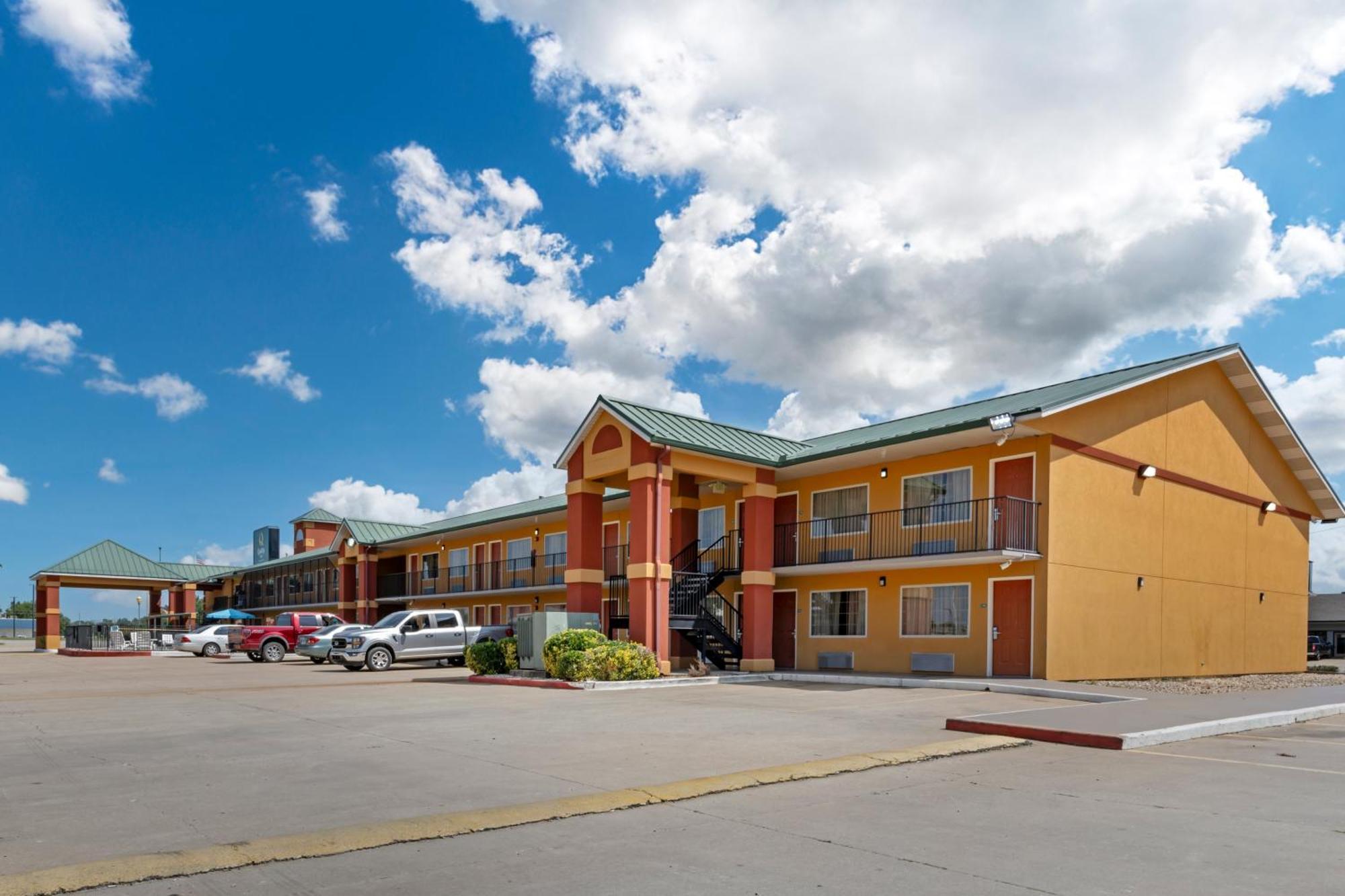 Quality Inn Siloam Springs West Exterior photo