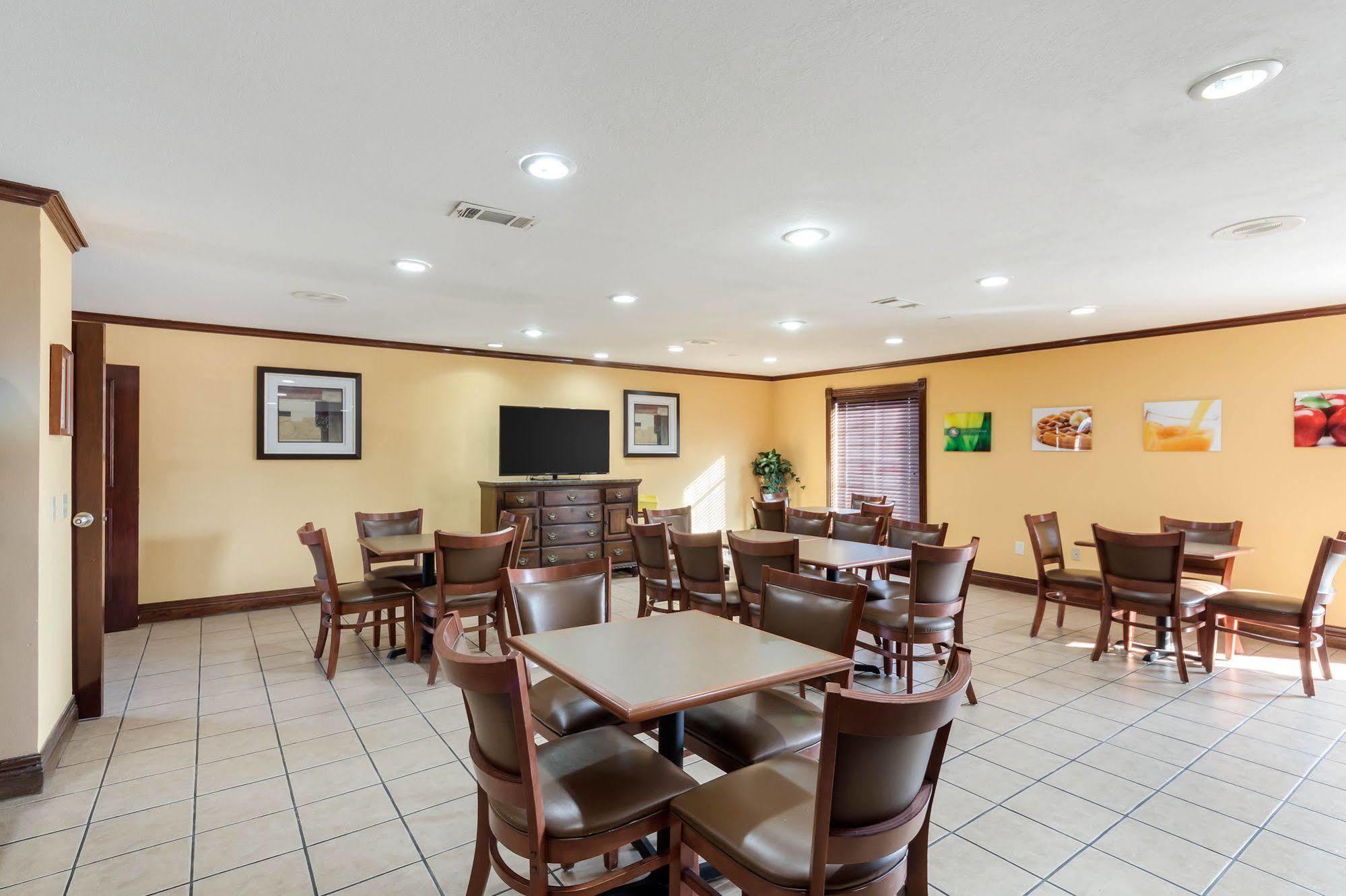 Quality Inn Siloam Springs West Exterior photo